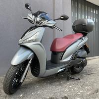 Kymco People S 300i