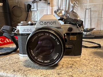Macchina fotografica CANON AE-1 anni 80’