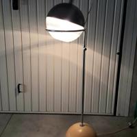 Lampada da pavimento Guzzini anni 70