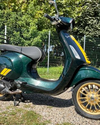 Vespa Sprint 50 Racing Sixties 2023