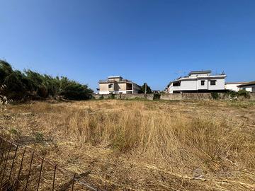 Rif. 171 300,00 domiziana - terreno