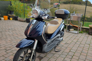 Beverly 300 2009