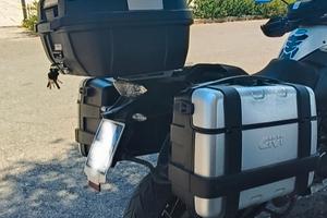 tris valigie  GIVI usate ma in buone condizioni 