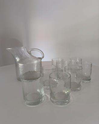 caraffa e bicchieri in vetro murano