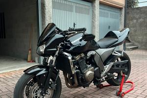 Kawasaki Z750