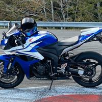 Honda cbr 600 rr