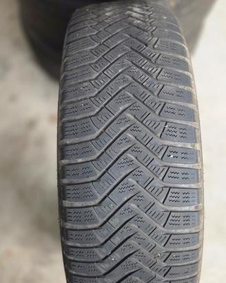 Pneumatici estivi e invernali 225/60 R17
