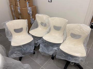 n. 4 sedie azienda "Arca distribution"