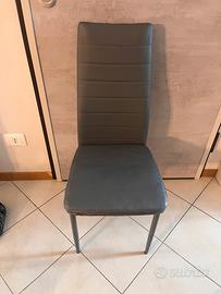 2 sedie color grigio per sala da pranzo