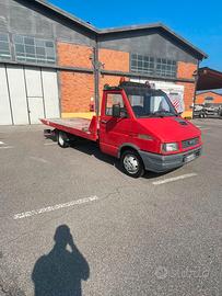 IVECO DAYLI 35/10 TURBO PATENTE B