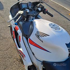 cbr 600 f
