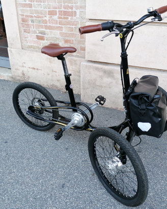 Bicicletta a tre ruote