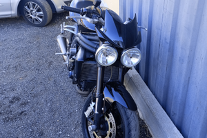 Moto spid triple 1050