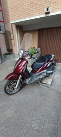 Scooter Beverly 500