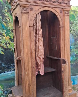 CONFESSIONALE IN LEGNO ANNO COSTRUZIONE 1944