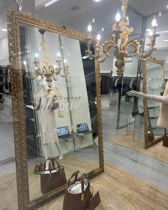 Specchio grande con cornice foglia oro