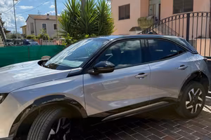 Opel Mokka 2025 | Solo 28.700 km | Tagliandata, Pe