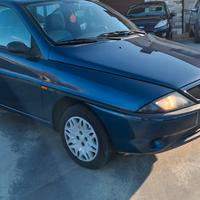 Lancia Y 1.1i cat Elefantino Blues