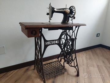 ANTICA MACCHINA DA CUCIRE SINGER