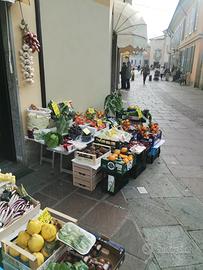 Negozio ortofrutta e alimentari