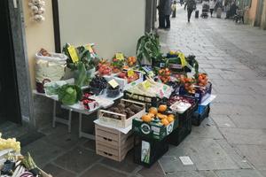 Negozio ortofrutta e alimentari