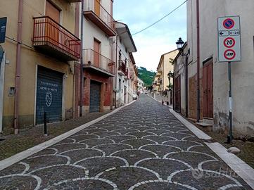 CASA SEMINDIPENDENTE A SALZA IRPINA