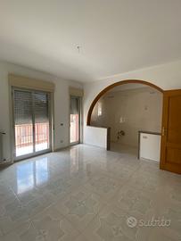 Appartamento con garage zona piazzetta