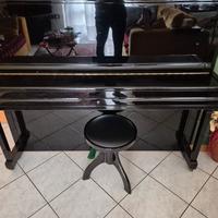 Pianoforte a muro Strindberg