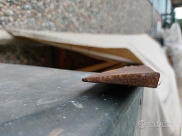 acciaio per fustelle 