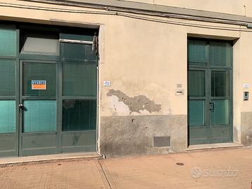 Locale commerciale 2 stanze +bagno e ripostiglio