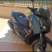 YAMAHA XMAX 300 Tech MAX (2023)
