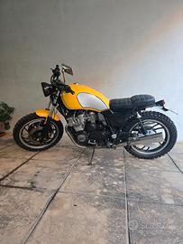 Yamaha XJ 750 - 1982