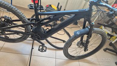Specialized Turbo Levo 2023 - 700Wh