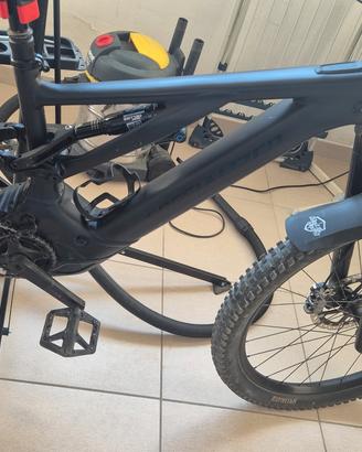 Specialized Turbo Levo 2023 - 700Wh