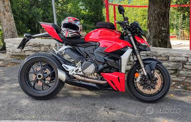 Ducati Streetfighter V2 - 2024