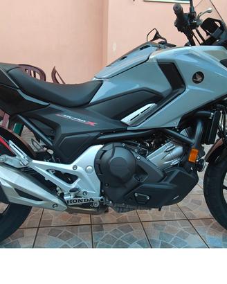 HONDA NC 750 X DCT ABS