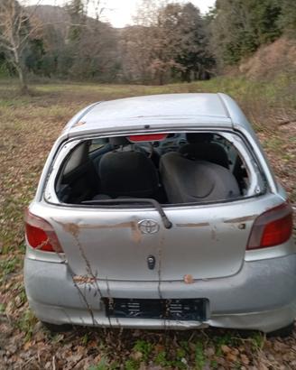 interni yaris 2008-2012