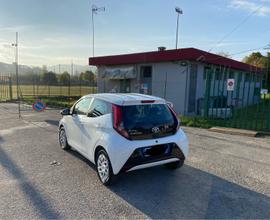 Toyota aygo connect 1.0 Cambio automatico