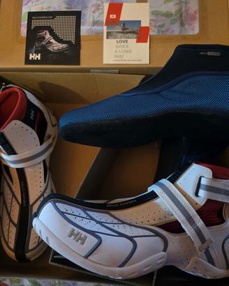 Shore hike di Helly Hansen 2 Scarpe per i velisti,