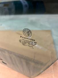 vetro scendete AlfaRomeo Mito