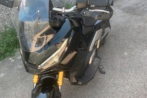 X ADV 2025