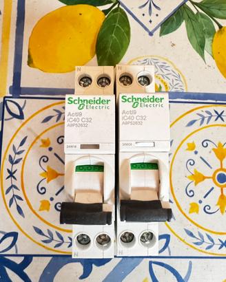 Schneider magnetotermico 32 ic40 - nuovo