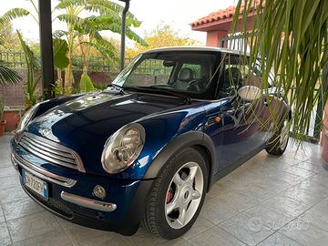 MINI COOPER R 50   DI INTERESSE STORICO