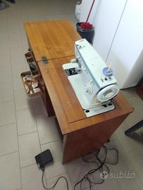 macchina da cucire con mobile 