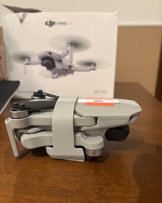 DJI Mini 4K Combo NUOVO 2 Batterie