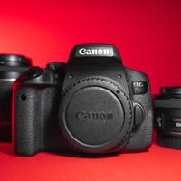 Canon Eos 750D + Obiettivi e accessori