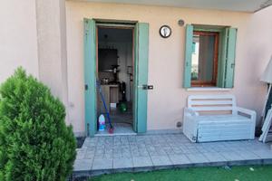 Casa con giardino privato, garage e 3 camere