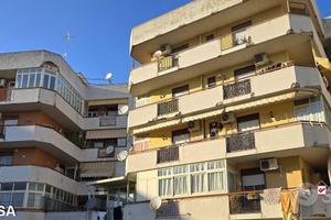 Complesso Albachiara, luminoso trivani con posto
