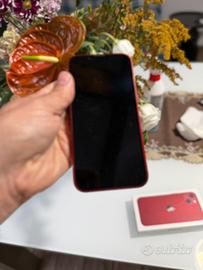 iPhone 13 red