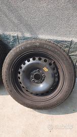 Cerchioni con pneumatici invernali